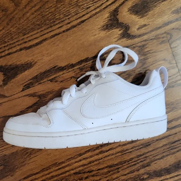 White Athletic Sneakers with Swoosh Logo - Picture 2 of 3